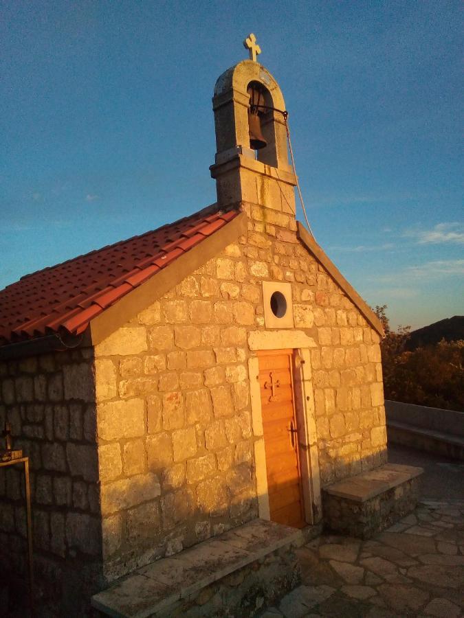 Dlx Apartman Adriatics Herceg Novi Exteriör bild